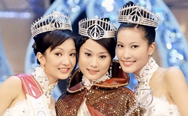 恭喜！香港女星周美欣曬照宣布懷孕，如願嫁入豪門做闊太太