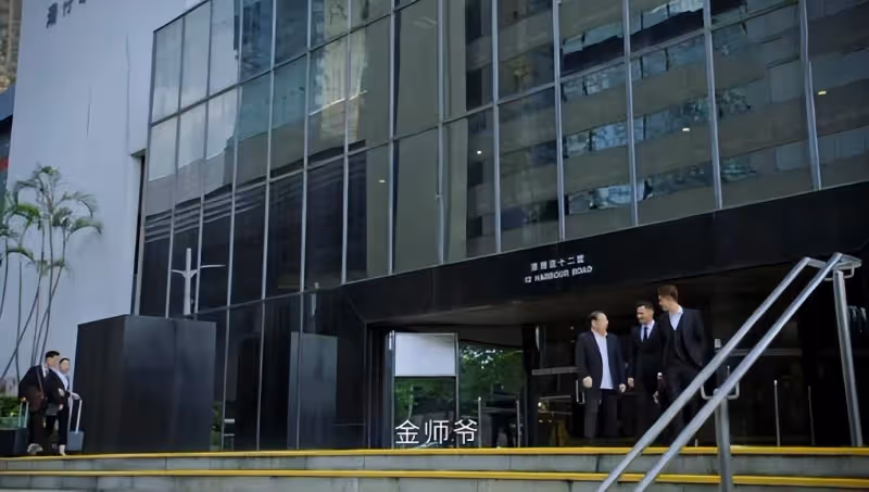TVB《逆天奇案》大結局，兩位最強幕後驚喜客串，主角無聲飆戲