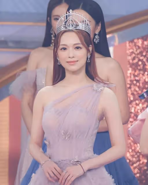 TVB小花醫生舊愛驚現公司節目,網友贊他靚仔有明星相,嘆女方走寶