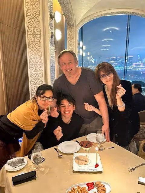 前TVB花旦相隔11年後復出拍戲,曾患抑鬱症想輕生,痴情丈夫不離不棄