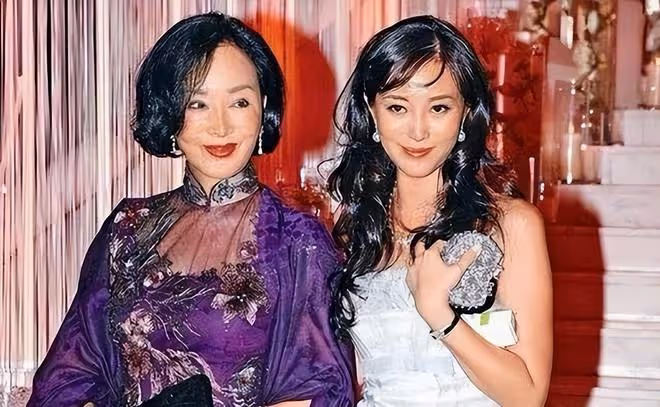 何莉莉:遭背叛43年不離婚,熬死丈夫後,她的報復讓小三有苦難言