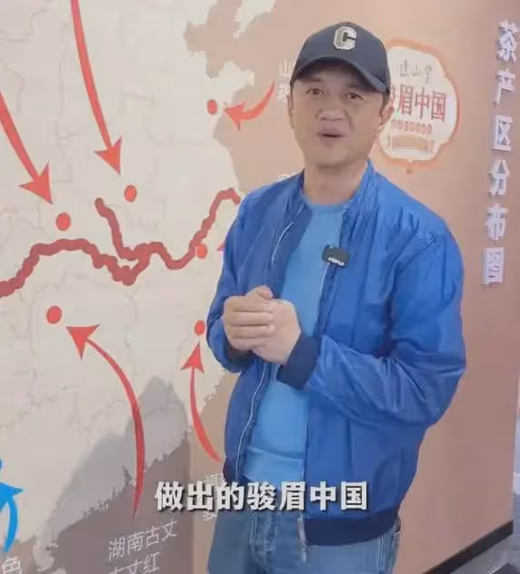 李亞鵬懶理欠債上線賣茶葉,被扒生活優越開百萬豪車,評論區淪陷
