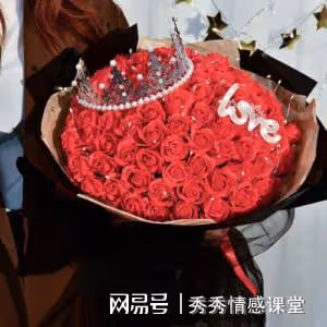 結婚紀念日,老婆當著眾人面給老公耳光,老公一句話讓所有人傻眼