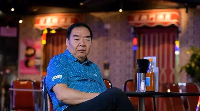 香港男星新劇大秀演技,曾因經營不善欠債千萬,幸獲妻子不離不棄