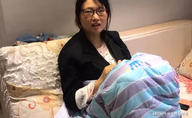 女子回娘家坐月子,卻規定婆婆早上八點上門帶娃,婆婆:離婚吧!