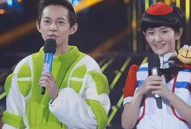 42歲的謝娜，終於為自己的「裝瘋賣傻」付出了代價