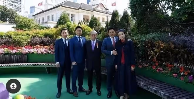 霍家根正苗紅：霍啟山霍啟剛發展事業，郭晶晶也全力輔助衝刺