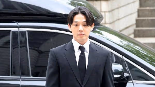 劉亞仁第5次受審「否認勸人呼麻」! 醫師曝他治療情況:態度值得嘉許