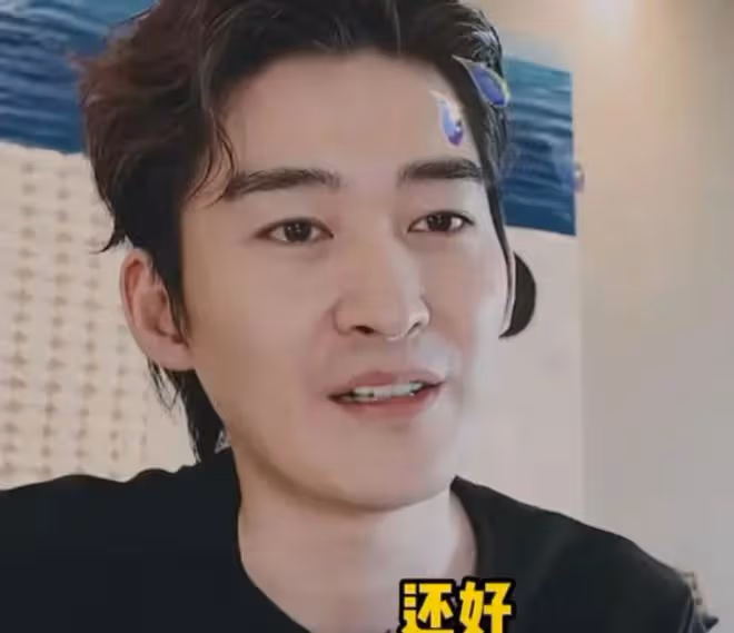 周渝民近照認不出,張翰發福變滄桑,明星面相變了差距好大