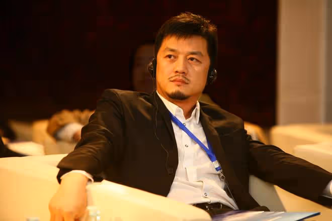 李亞鵬回應欠薪事件並宣布已清償，藉機宣傳直播帶貨