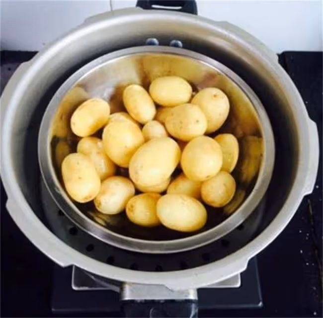 土豆高壓鍋壓幾分鐘?高壓鍋壓土豆需要多久?