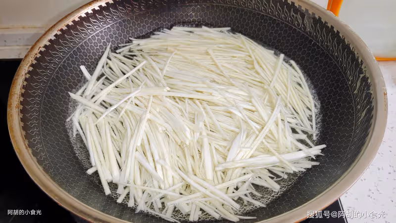 夏天最鮮的一口,一口吃到17種胺基酸!兩種食材一鍋鮮,引爆好胃口,盡享美味
