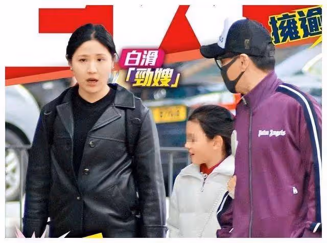 64歲何家勁承認結婚生女，漂亮女兒照片曝光，對太太身份保密