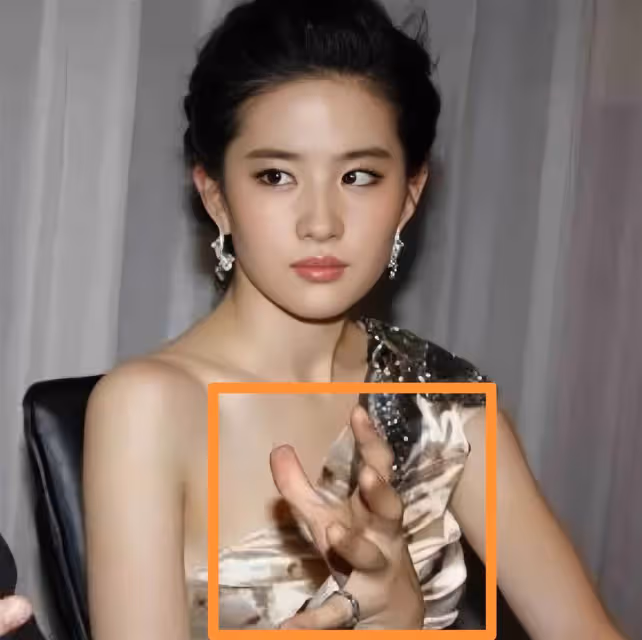 劉亦菲看王力宏眼神滿滿「嫌棄」?下秒攝影師震撼「視角」:他那「手勢」更嚇人