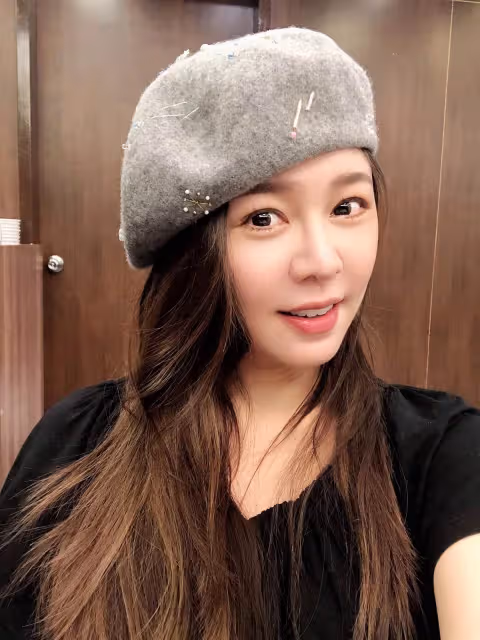 睽違7年復出,白家綺親姊曾為錢剃光頭髮忍淚:為妹妹鋪好路 姊妹扛債千萬她低聲下氣求小三