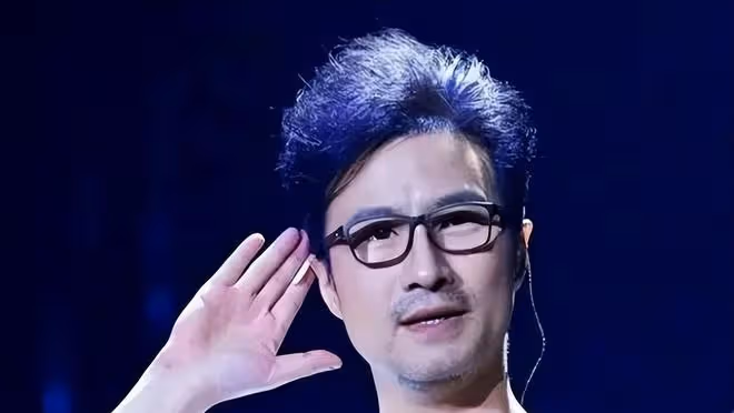 又吃一大瓜!汪峰新戀情曝光,小19歲女友竟然是森林北,網友氣瘋