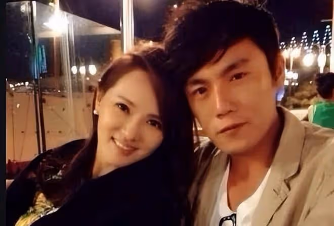 5位娶「老女人」的男星,年齡最大相差12歲,到底圖她們啥?