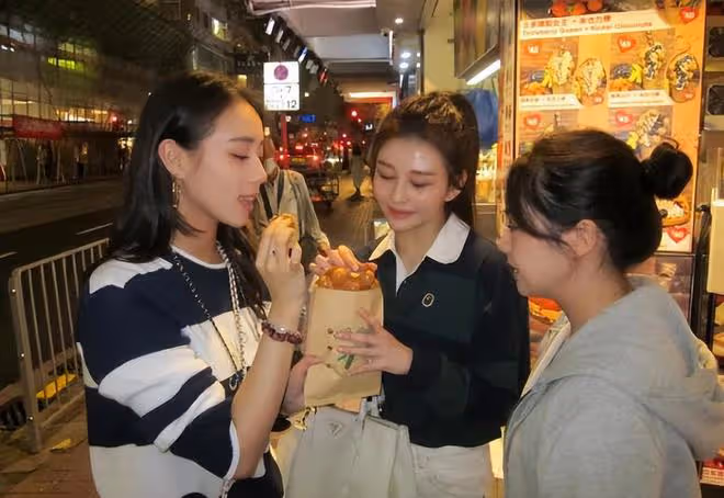 超級豪門千金聚會：賭王女兒何超欣、沈月、劉鑾雄女兒劉秀樺