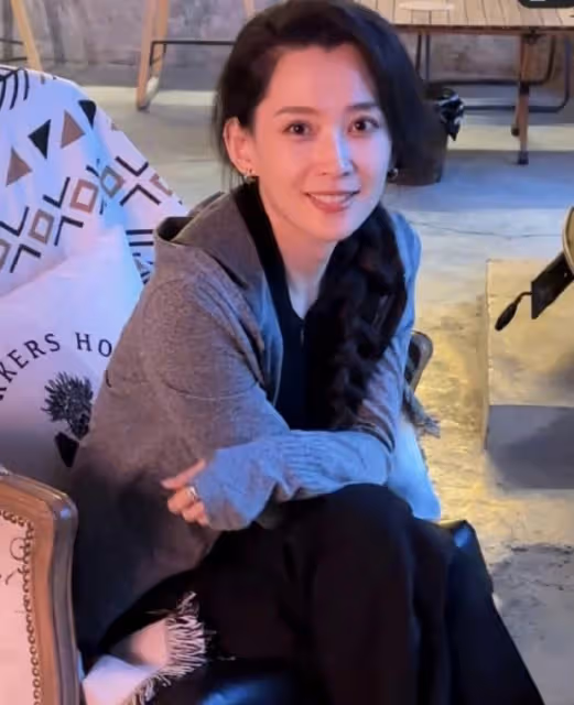 葛薈婕發文斥責汪峰：你是沒靈感寫歌了嗎？能不能對孩子負責任？
