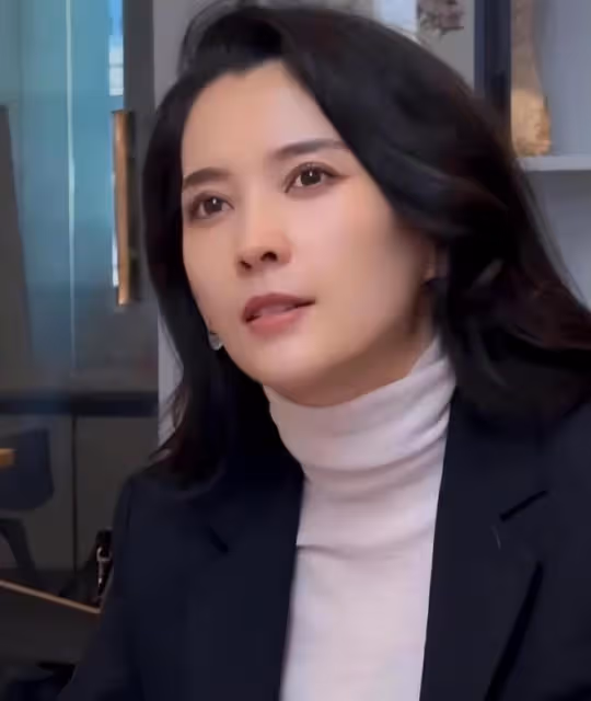 葛薈婕發文斥責汪峰：你是沒靈感寫歌了嗎？能不能對孩子負責任？