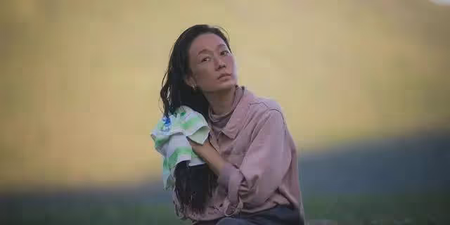 這一次，馬伊琍給內娛「裝嫩」的中年女星，「狠狠」的上了一課