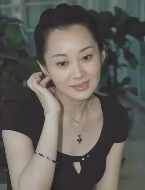 至今未婚的10位大齡女星，各有各的苦衷，最大57歲，最小43歲