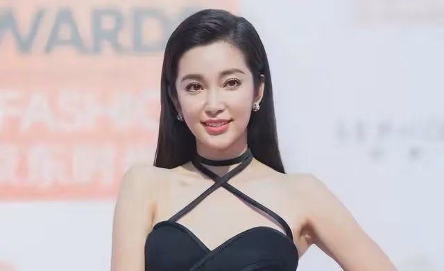 至今未婚的10位大齡女星，各有各的苦衷，最大57歲，最小43歲