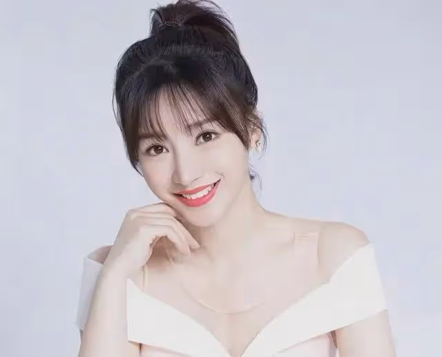 至今未婚的10位大齡女星，各有各的苦衷，最大57歲，最小43歲