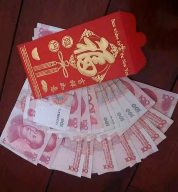 小侄女出生我給了5千紅包,被爸媽打電話斥責:你怎麼那麼小氣?