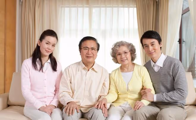 小侄女出生我給了5千紅包,被爸媽打電話斥責:你怎麼那麼小氣?
