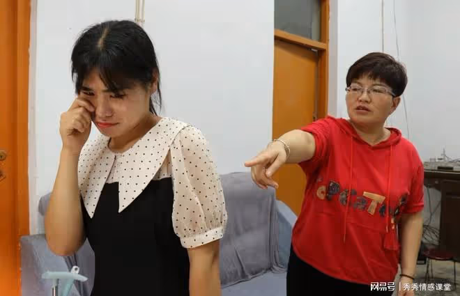 誰讓你辭職了,我兒住院拿啥治?兒媳:拿你的AA制家規治