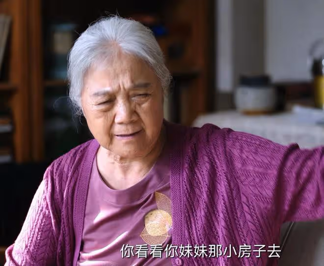 《老傢伙》才播4集,收視率破1.4,央視前主持人周濤這回賭對了