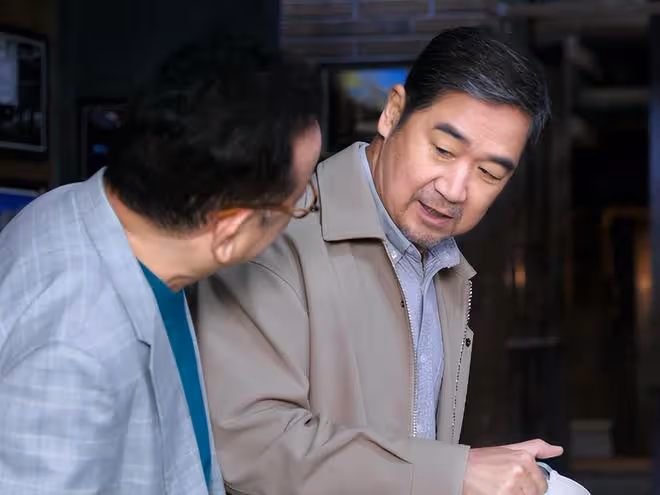 《老傢伙》才播4集,收視率破1.4,央視前主持人周濤這回賭對了