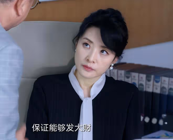 《老傢伙》才播4集,收視率破1.4,央視前主持人周濤這回賭對了