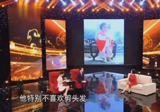 春晚常客黃曉娟:與初戀結婚恩愛37年,如今兒子是她的驕傲