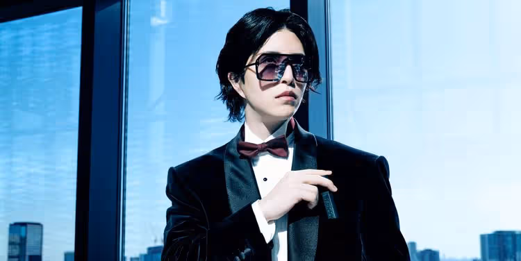 羅蘭成為台灣香水品牌代言人　東京豪宅演繹儀式感