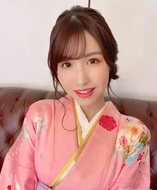 櫻空桃 桜空もも Momo Sakura