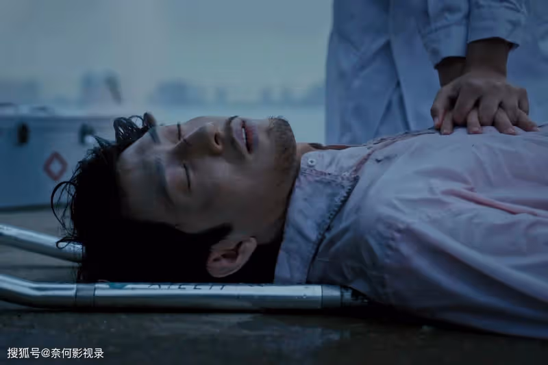 《新生》大結局:費可溺水死亡,劉漠一個舉動最奇怪