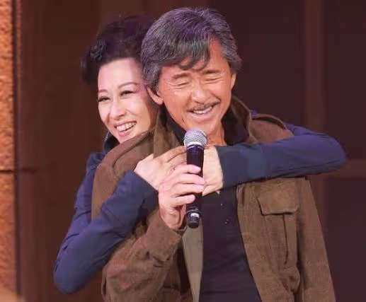 喜訊!76歲林子祥當爺爺了,長子發文感謝親媽,隻字未提葉倩文