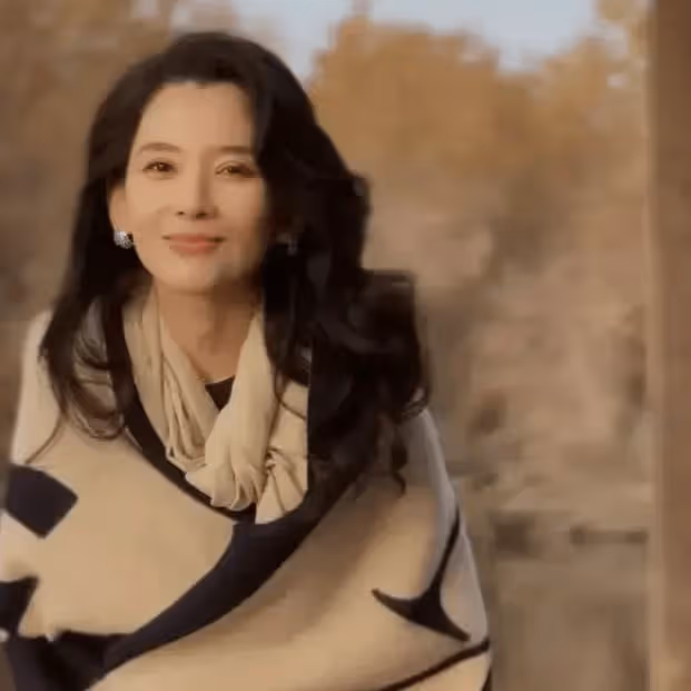 汪峰邂逅氣質佳人,與章子怡結束婚姻不到一年,差距大到讓人嘆為觀止!