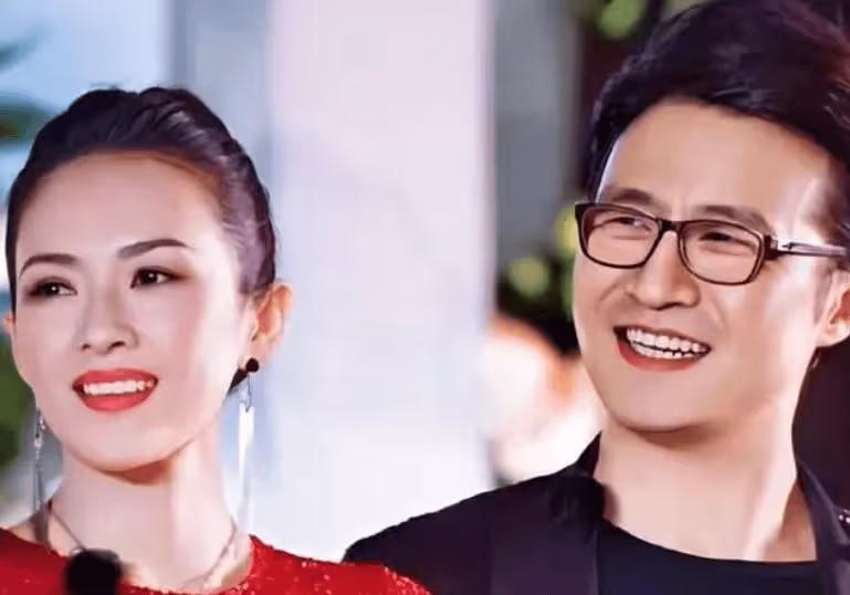 汪峰邂逅氣質佳人,與章子怡結束婚姻不到一年,差距大到讓人嘆為觀止!