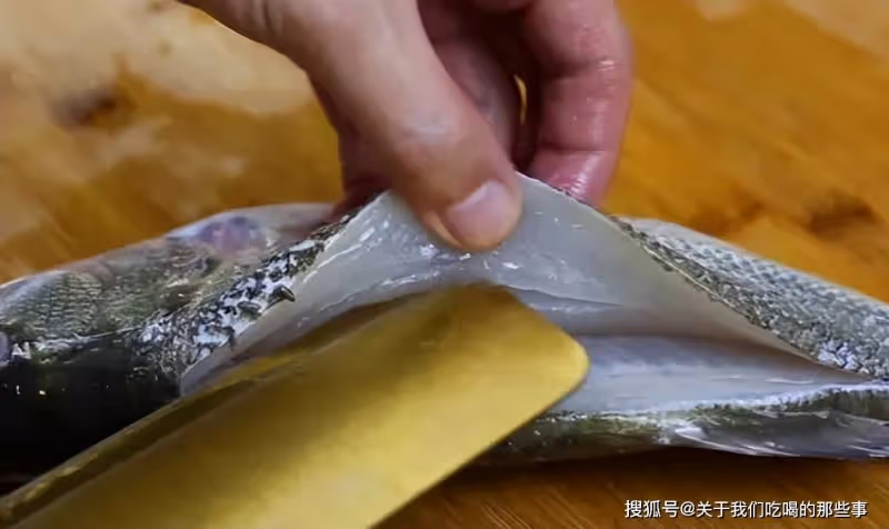 清蒸鱸魚,蒸幾分鐘最好?千萬別搞錯了,不然鱸魚不鮮也不嫩