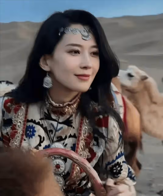 汪峰新戀情曝光，女友疑是網紅森林北，網友：美女好糊塗啊