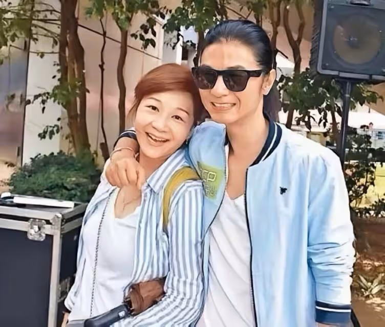 香港女星患末期腎衰竭,每周洗血三次,因吃激素藥容貌大變