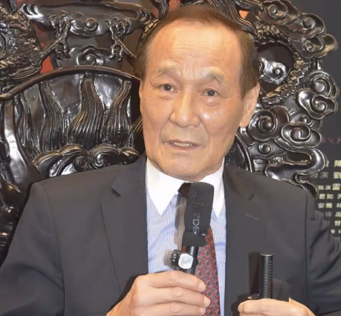 花費百萬治病!79歲港星陳惠敏自曝患腦癌,與女友戀愛50年才結婚