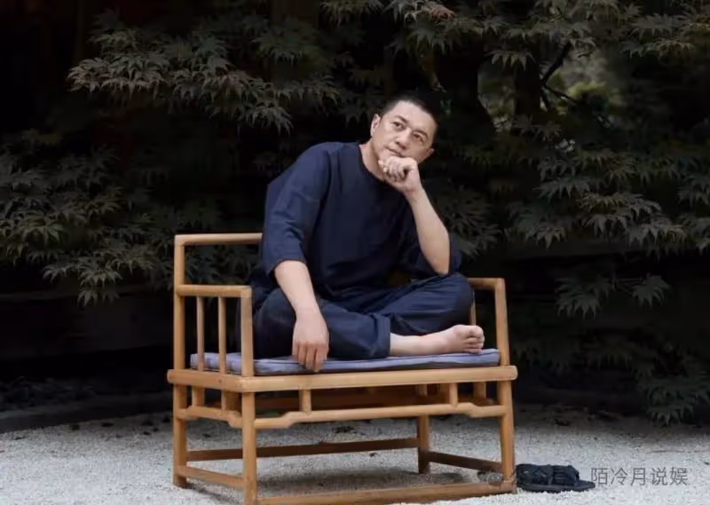 塌了!李亞鵬遭前夥伴猛甩黑料,聊天記錄大公開,信息量驚人!
