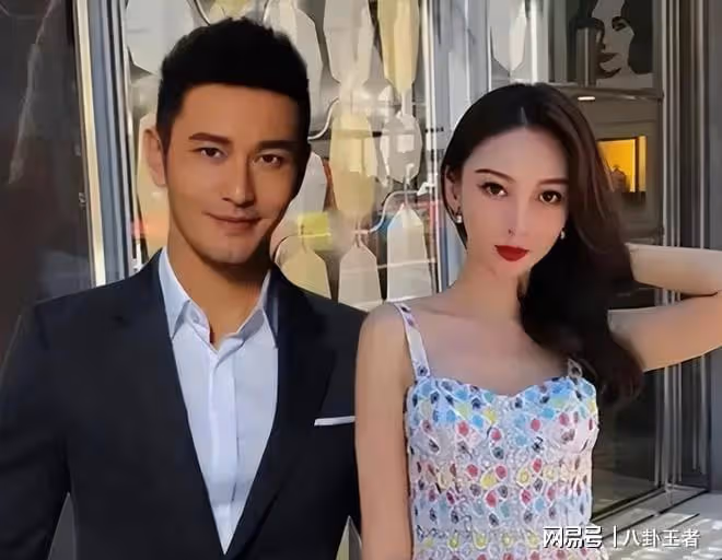 葉珂黃曉明已隱婚?曬同款鑽戒官宣,成黃夫人後,看不起服務員