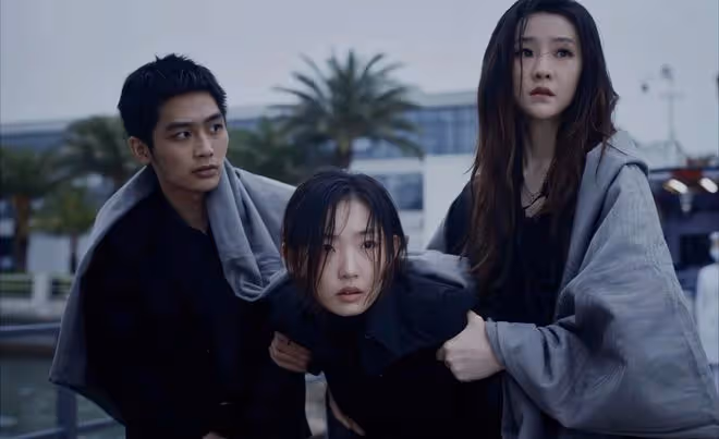 《新生》大結局：舉報費可的是何珊親爹，費可的錢被何珊還給三人