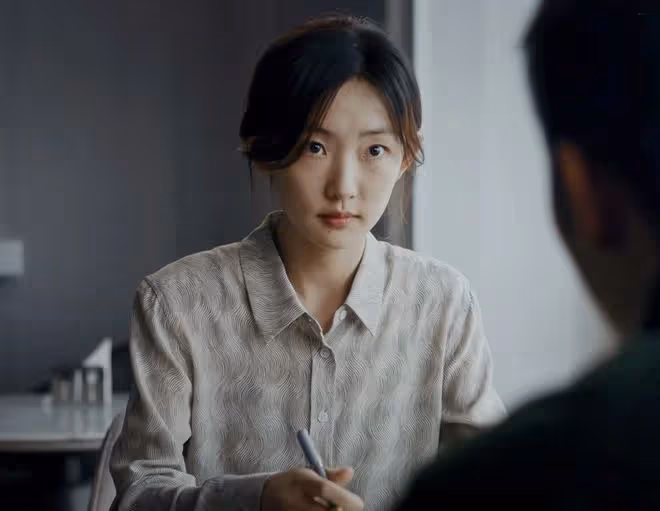 《新生》大結局：舉報費可的是何珊親爹，費可的錢被何珊還給三人