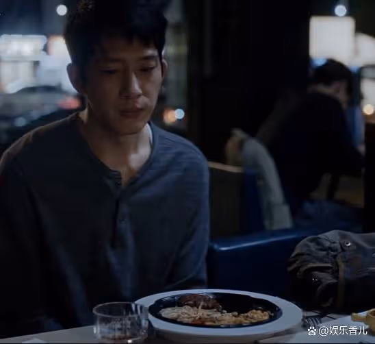 催淚劇《新生》:看井柏然哭泣,才知憐憫是比同情更可悲的東西!